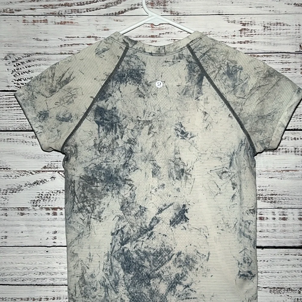 Lululemon Swiftly Tech Short Sleeve 2.0 MultiDye Multi Dye White Grey Black 8